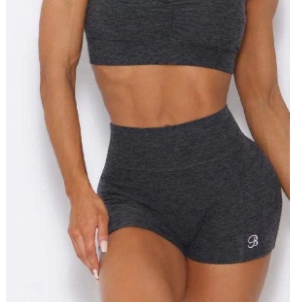 Bombshell sportswear Curves shorts